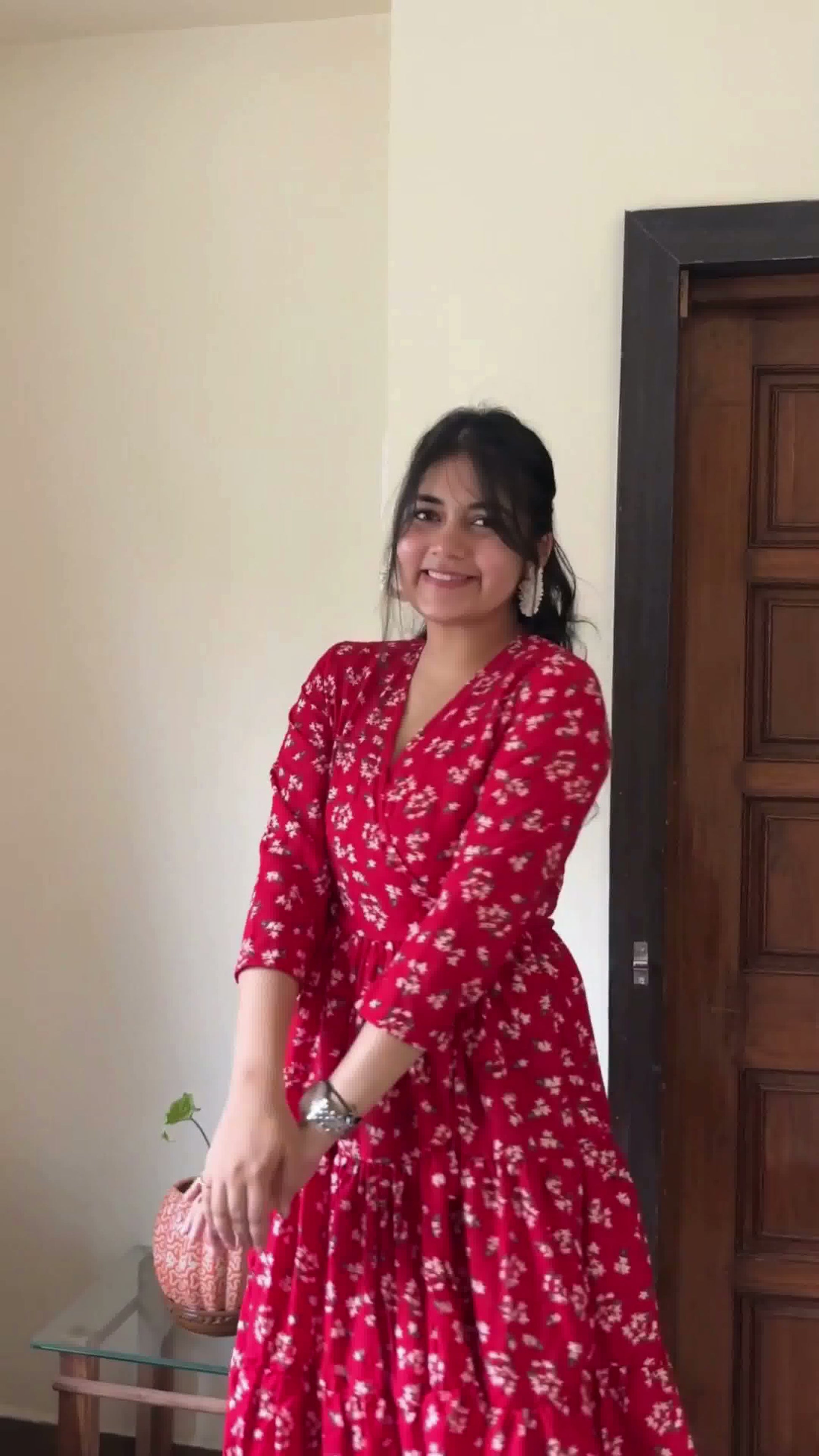 Floral Print Red Dress With Sleeves Knee Length Designer Mart Women's Knee Length Red Casual Floral Floral Print Red Dress With Sleeves Knee Length Designer Mart Women's Knee Length Red Casual Floral