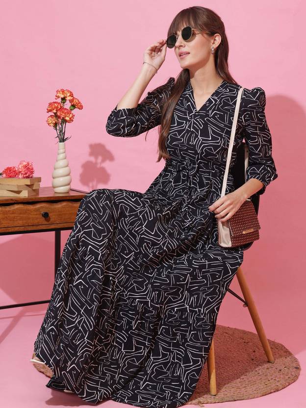 Noir Blossom Flare Maxi Dress