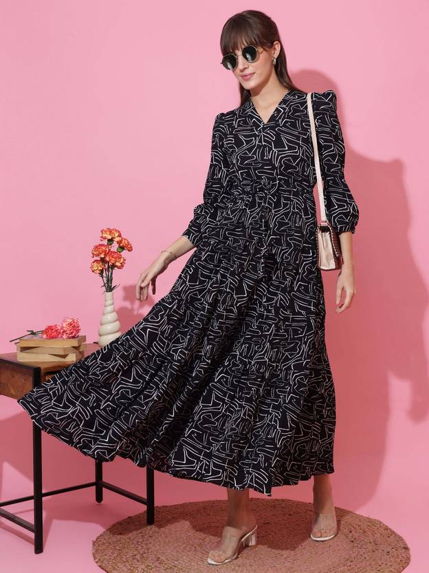 Noir Blossom Flare Maxi Dress