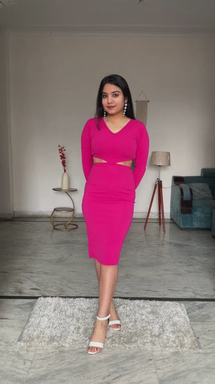 Hot Pink Elegance Crepe Waist Cut Bodycon Dress – Knee Length. Perfect for Western wear, this solid-patterned Crepe dress in vibrant pink is a fashion statement. Shop now for knee-length dresses online in India. Wyshlist and Influencers approved. 